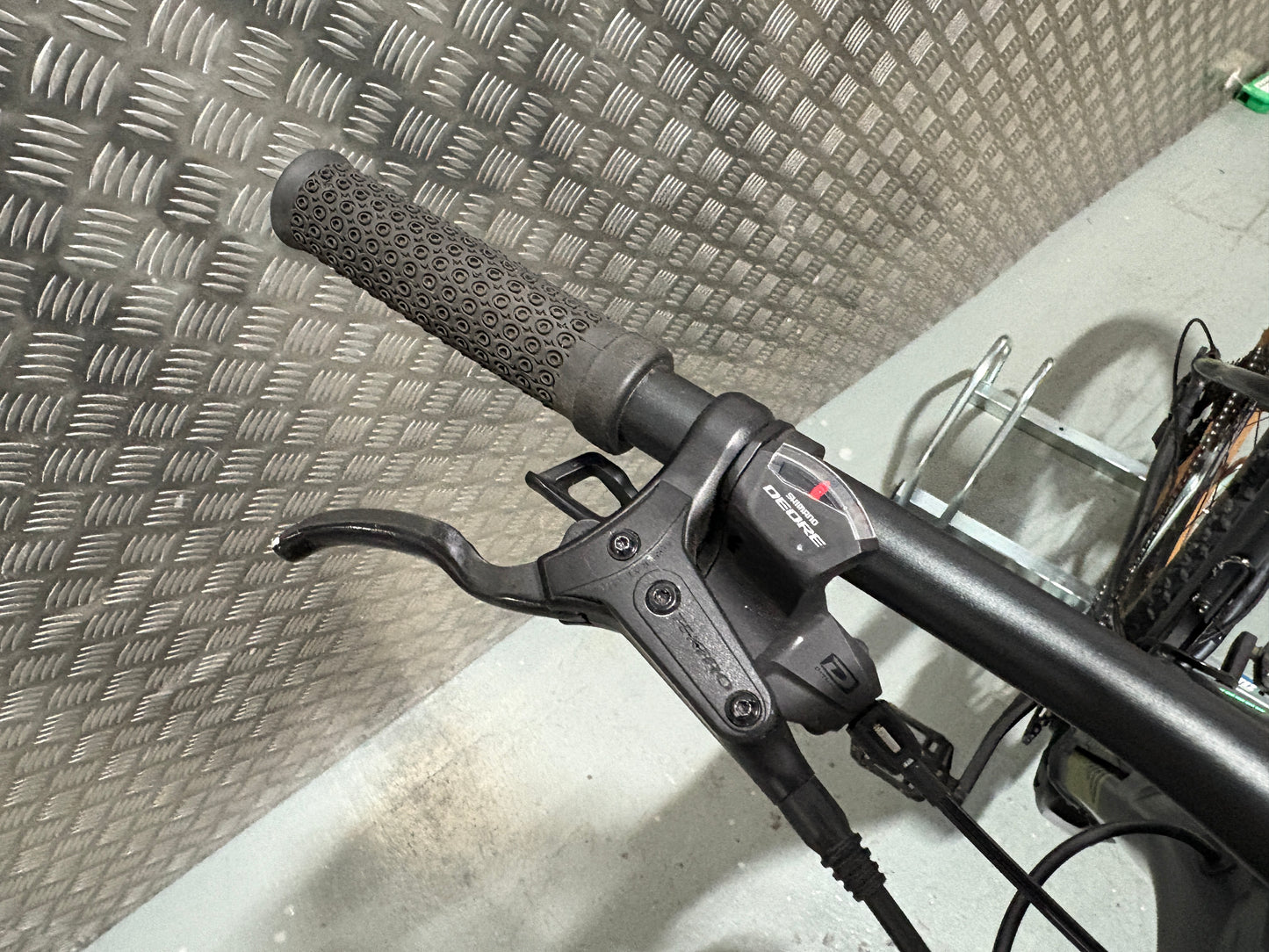 Voodoo bizango pedal assisted e bike