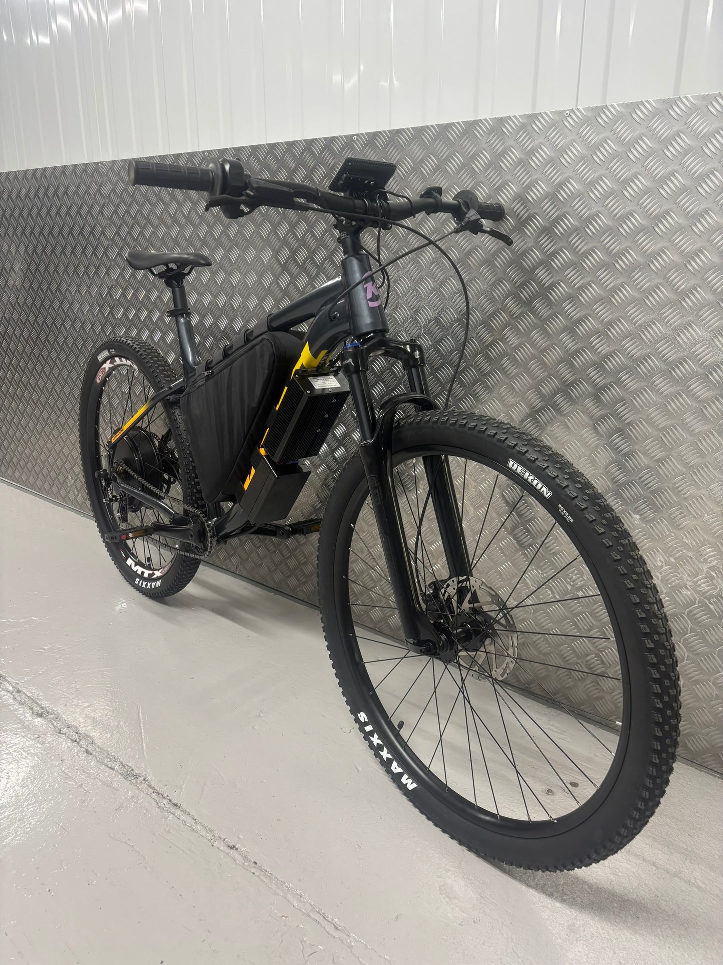 Kona lava dome 3000w 72v electric e bike