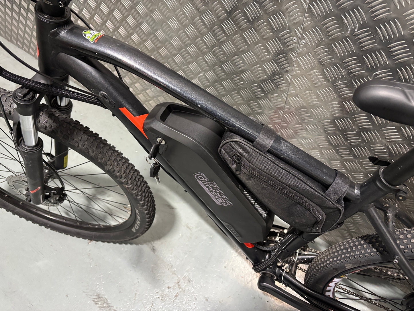 Scott aspect 1000w 48v electric e bike