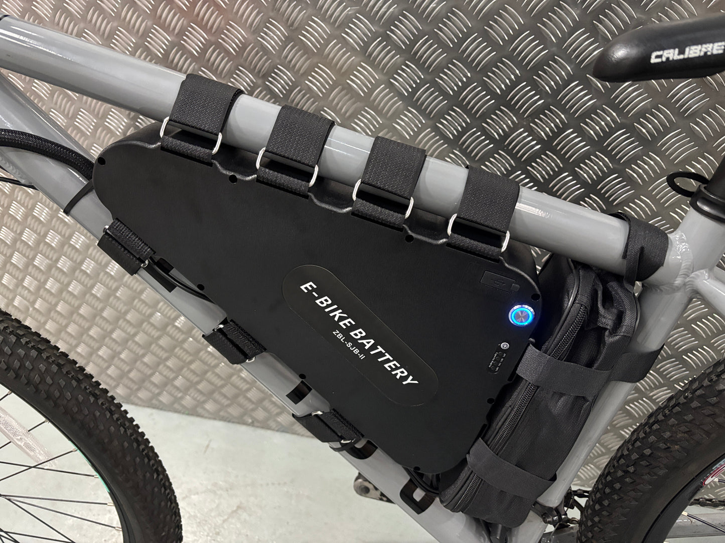 Calibre 1000w 48v triangle battery electric e bike