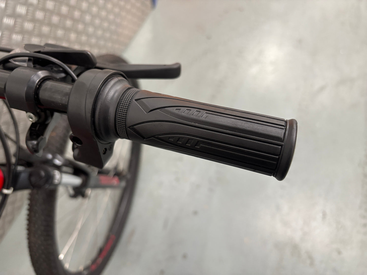 Gt aggressor 1000w 48v e bike