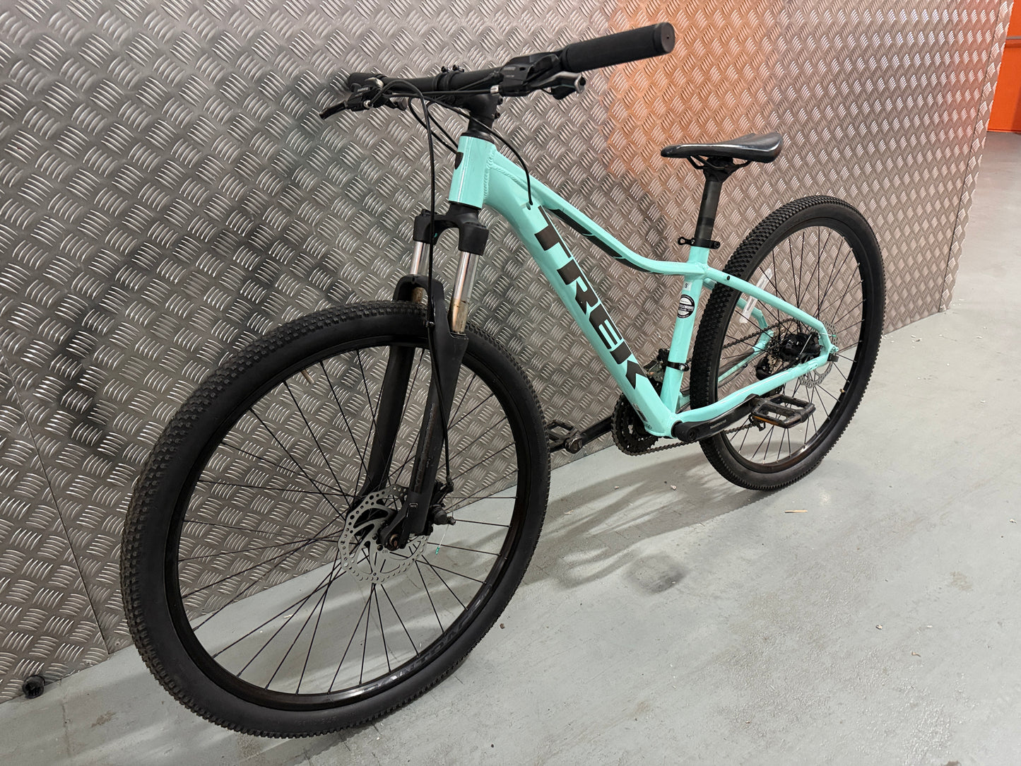 Trek Marlin 4 Small Frame 27.5 Inch Wheels Teal Mountain Bike