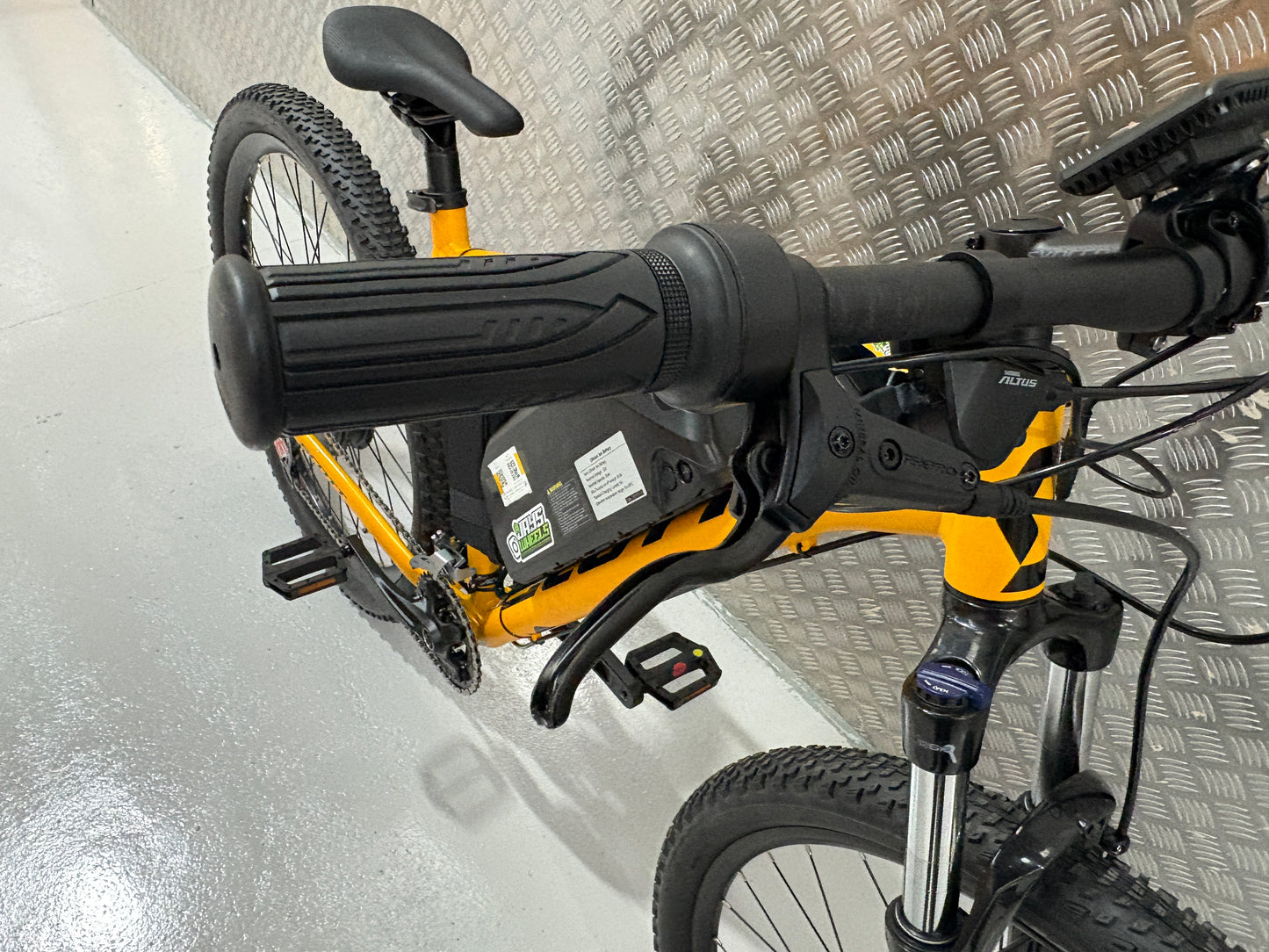 Scott aspect 2000w 52v e bike