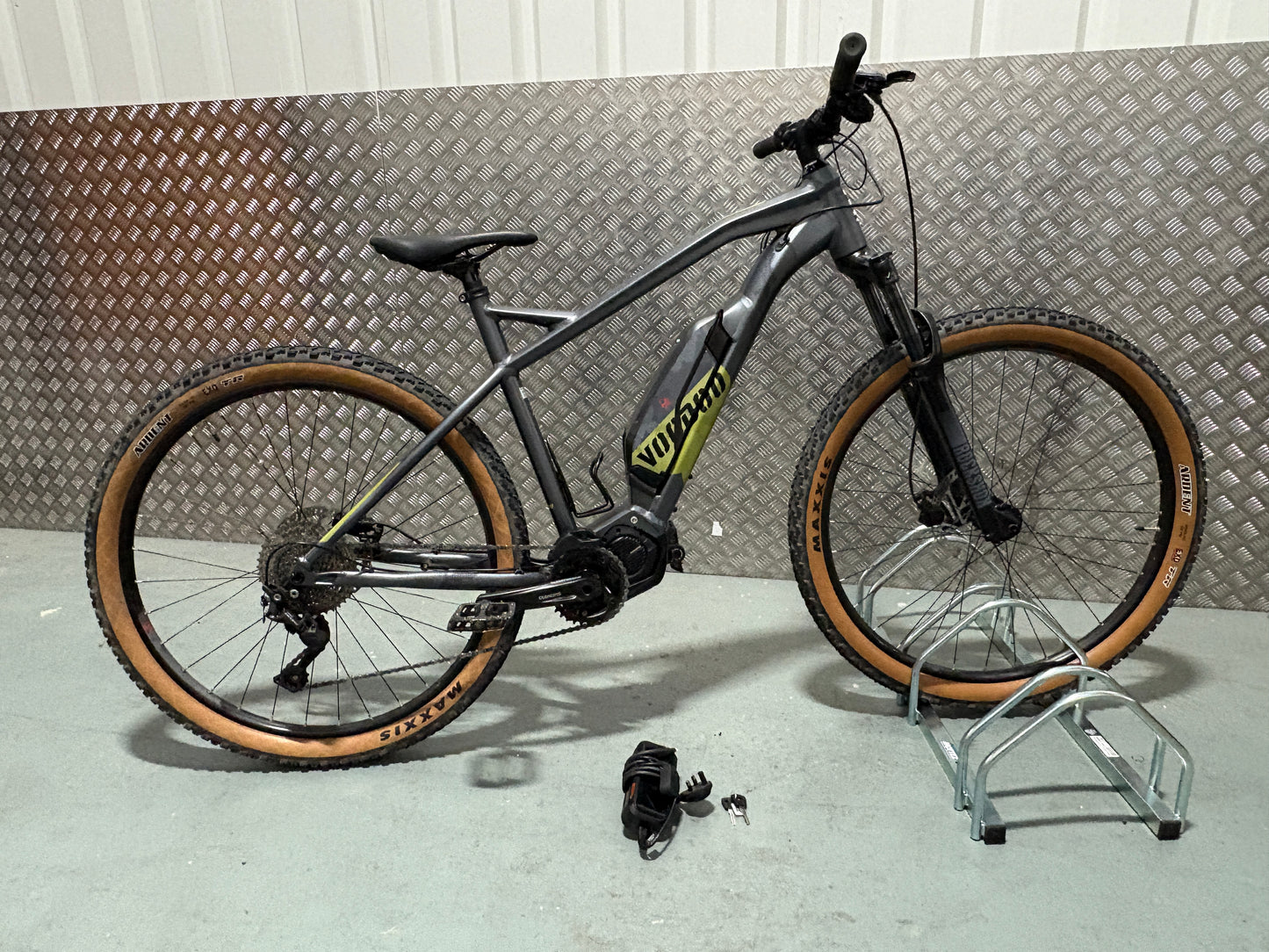 Voodoo bizango pedal assisted e bike