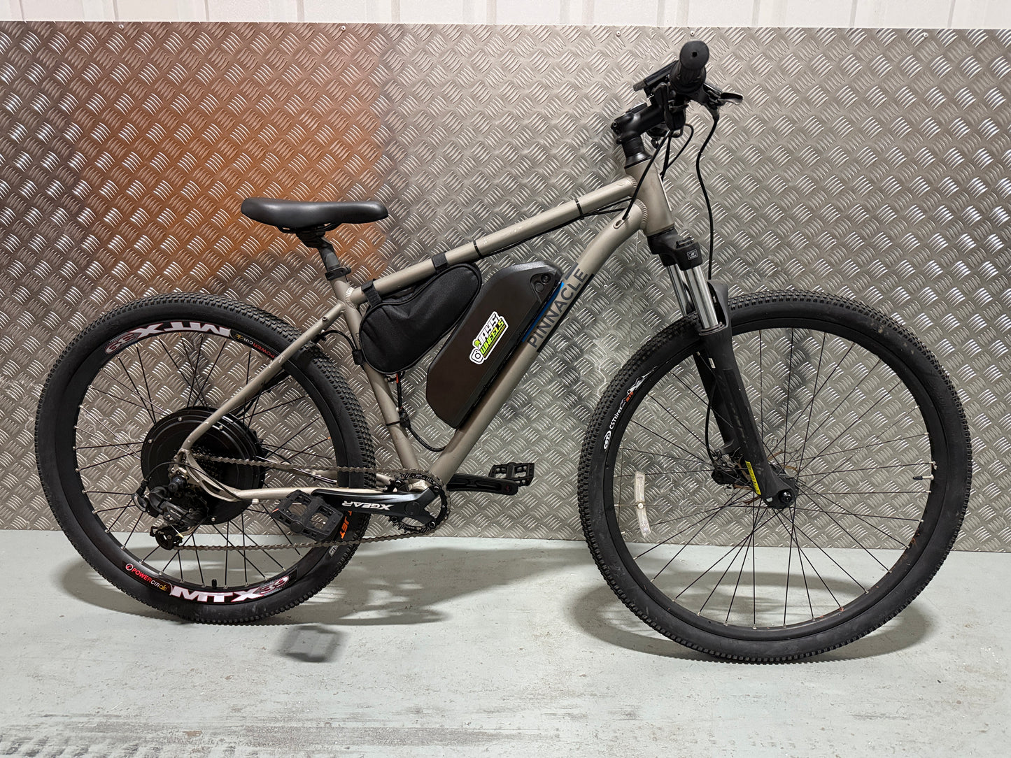 Pinnacle 1000w 48v electric e bike