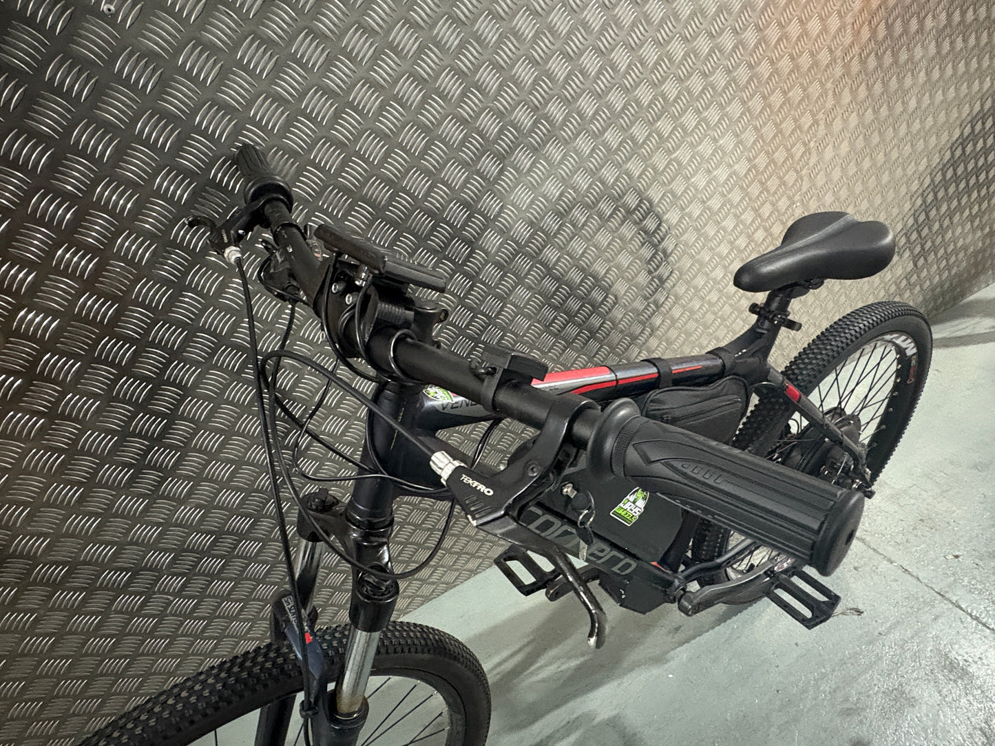Carrera vengeance 1000w 48v e bike