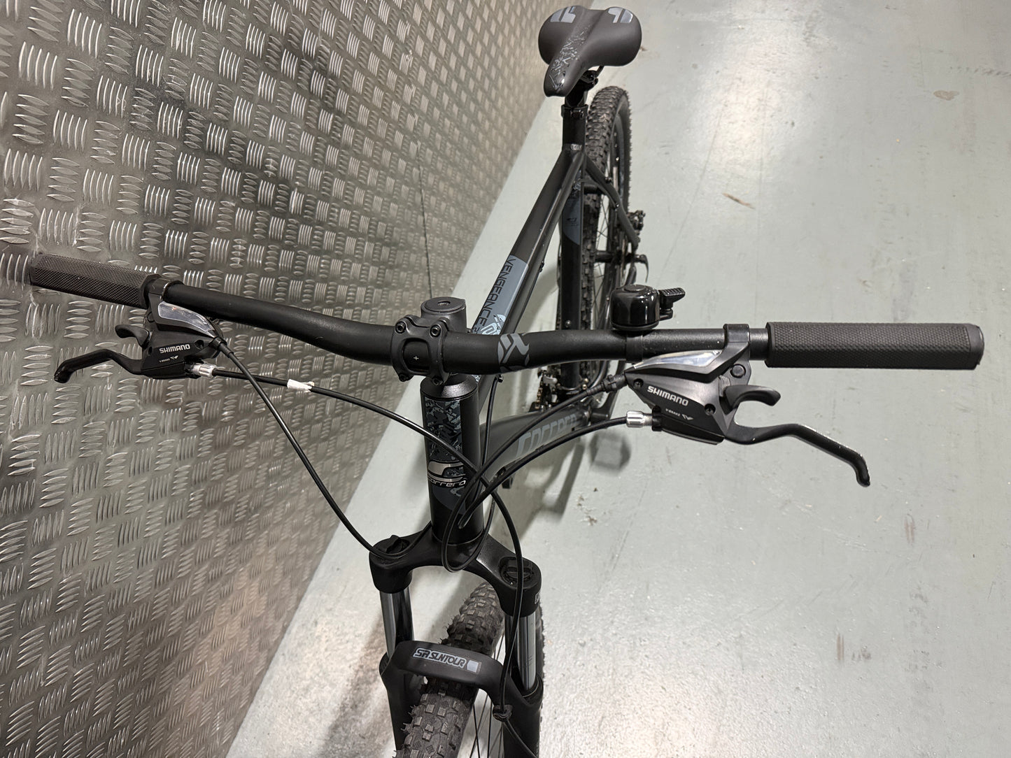 Carrera Vengeance XL frame (22”) 27.5 Inch Wheels Mountain Bike Bicycle Black