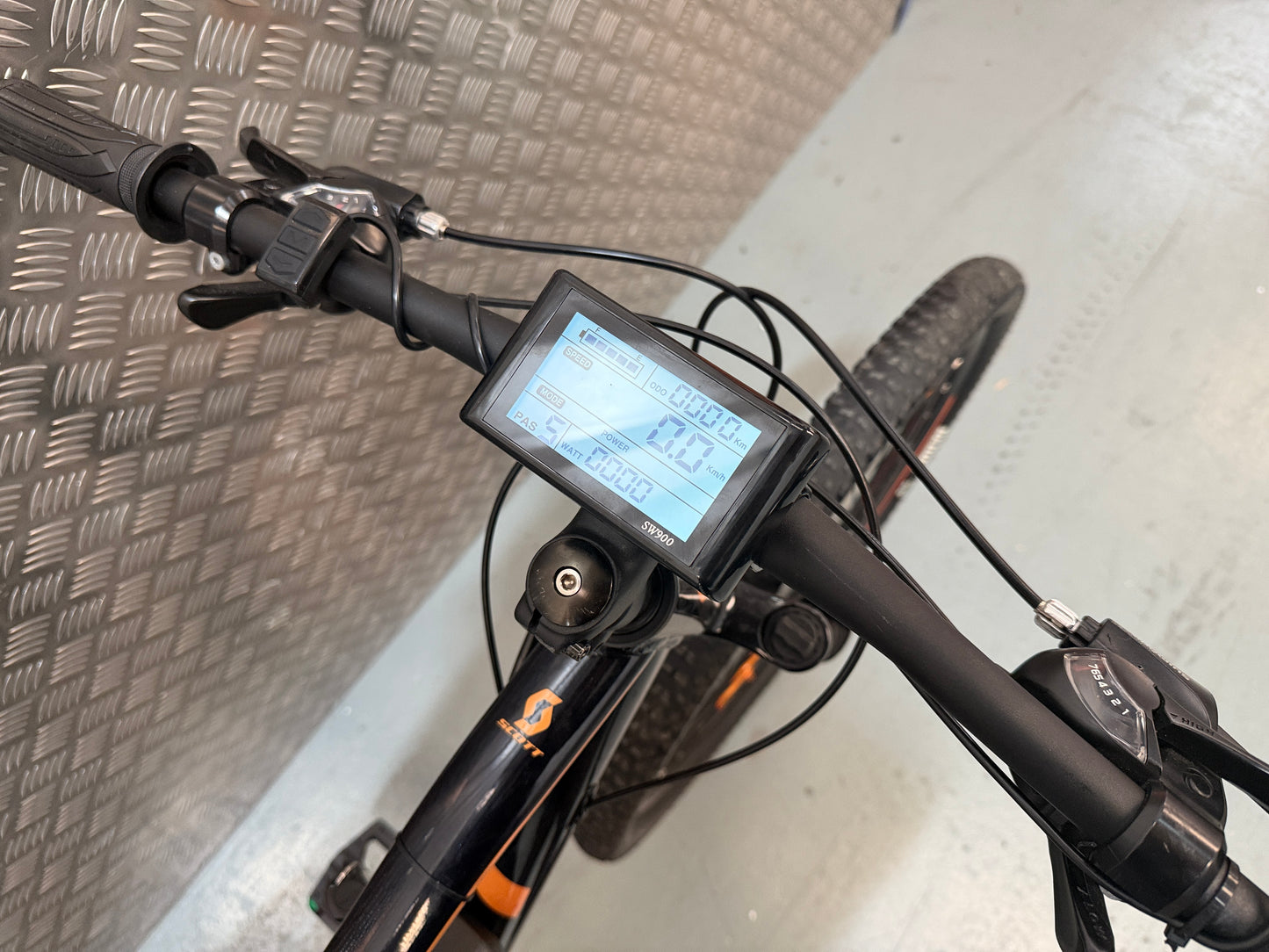 Scott aspect 1000w 48v electric e bike