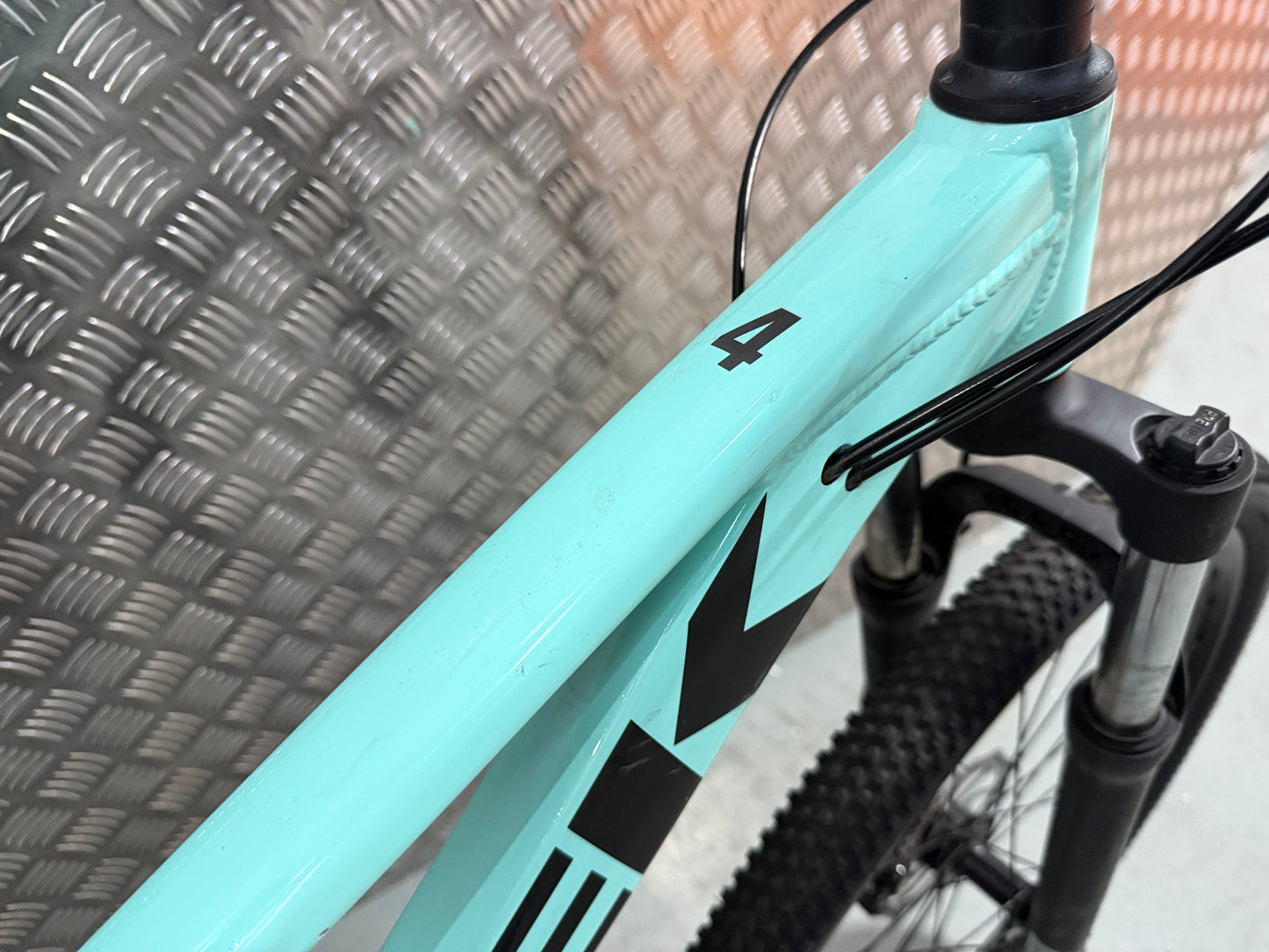 Trek Marlin 4 Small Frame 27.5 Inch Wheels Teal Mountain Bike