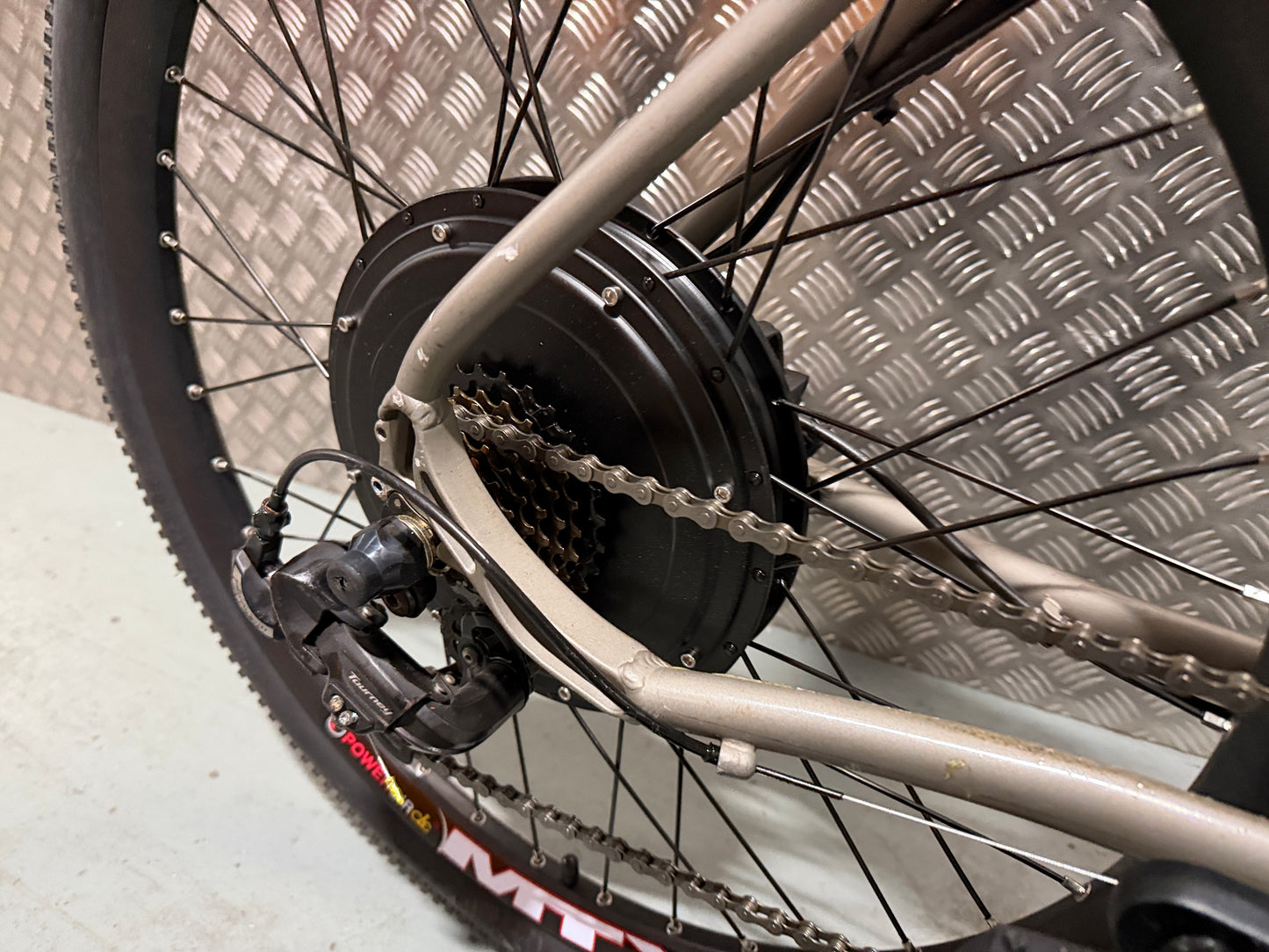 Pinnacle 1000w 48v electric e bike