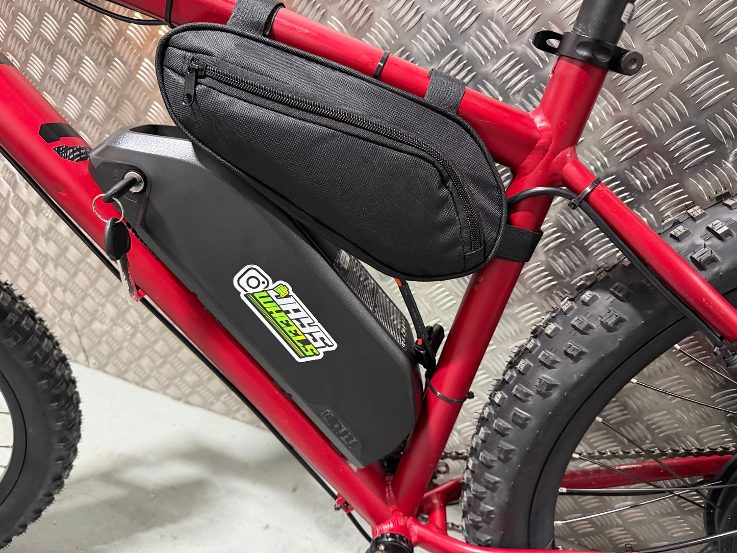 Voodoo wazoo 1000w 48v electric e bike