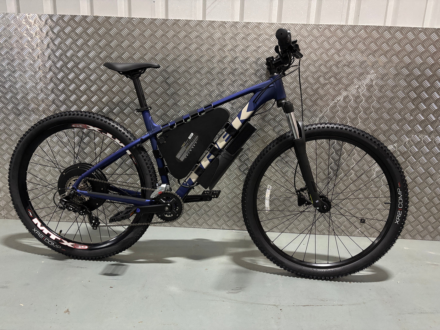 Trek marlin 4 2000w 52v electric e bike