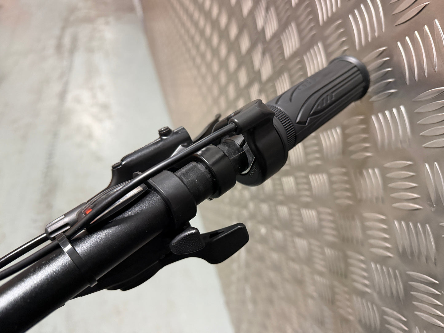 Voodoo wazoo 1000w 48v electric e bike