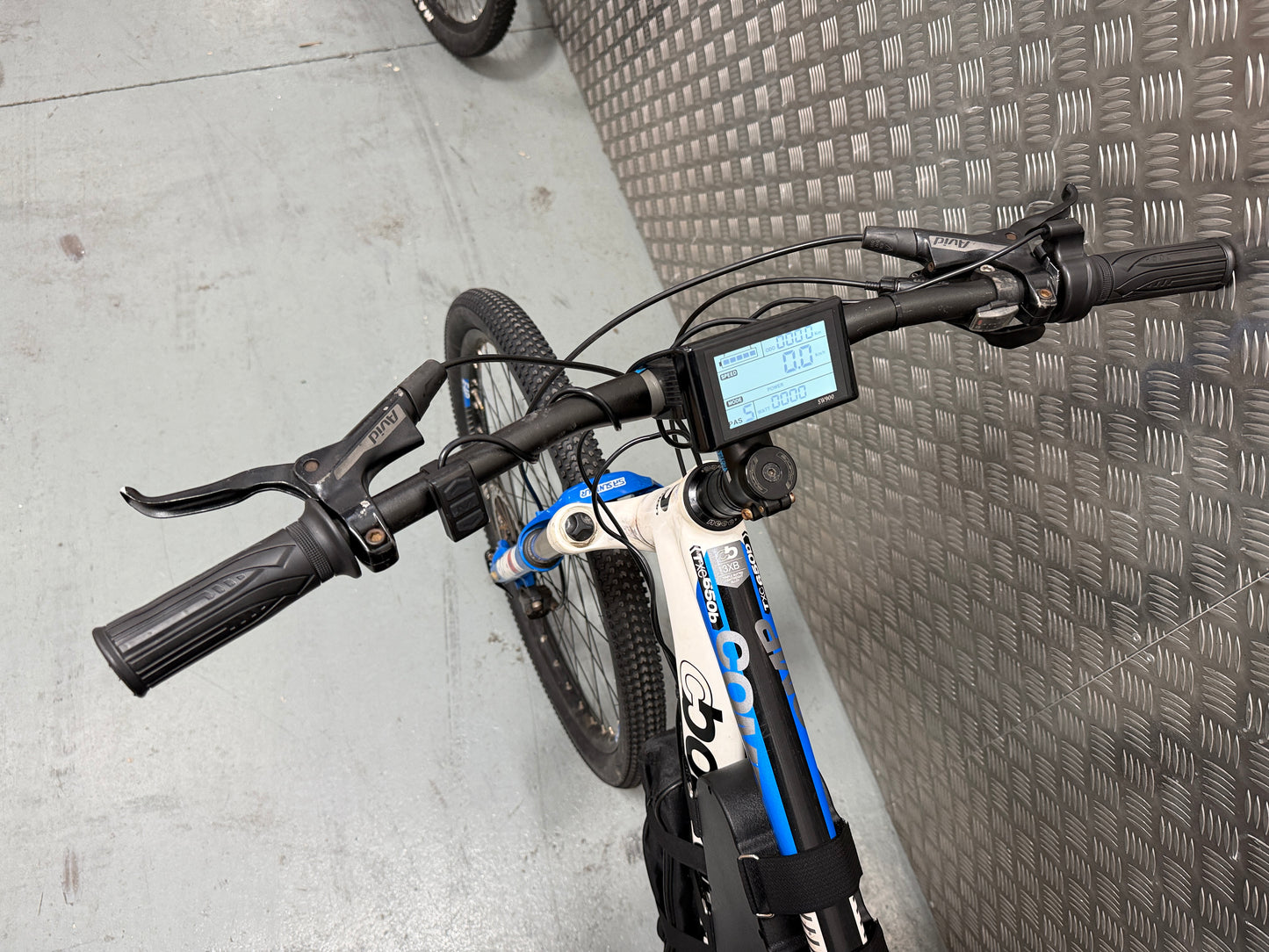 Boardman 1000w 48v 20ah electric e bike