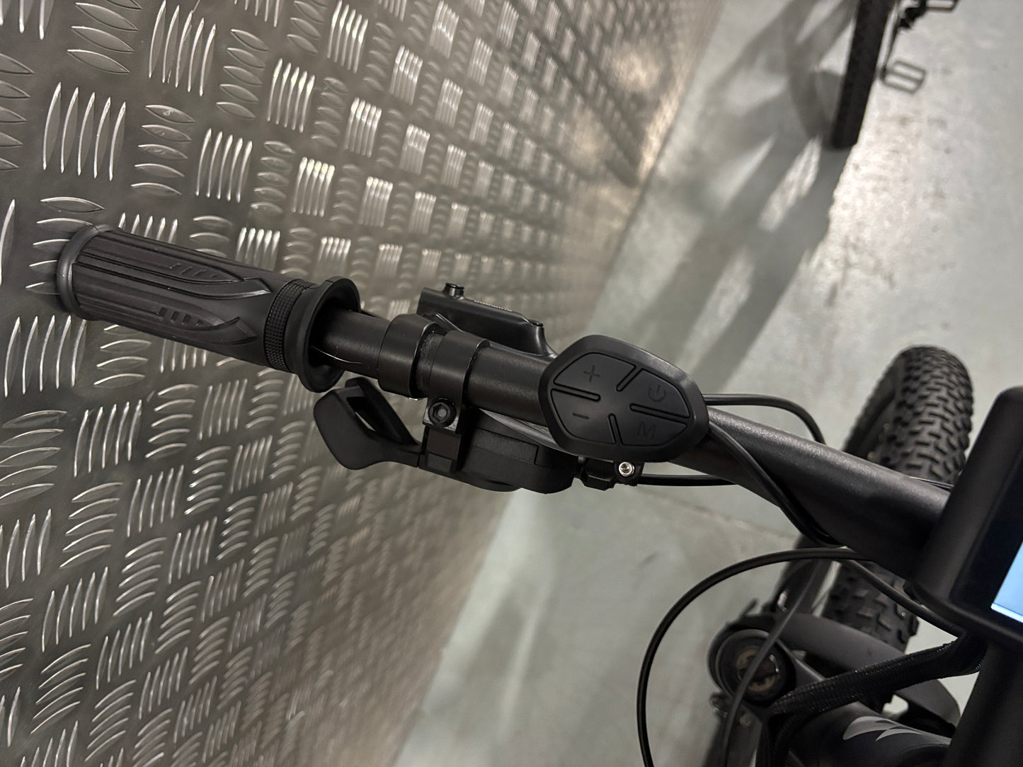 Scott aspect 2000w 52v e bike