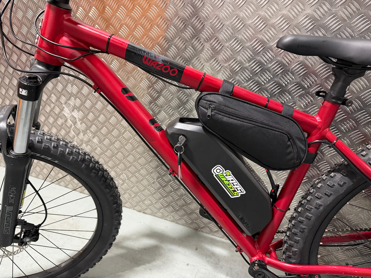 Voodoo wazoo 1000w 48v electric e bike