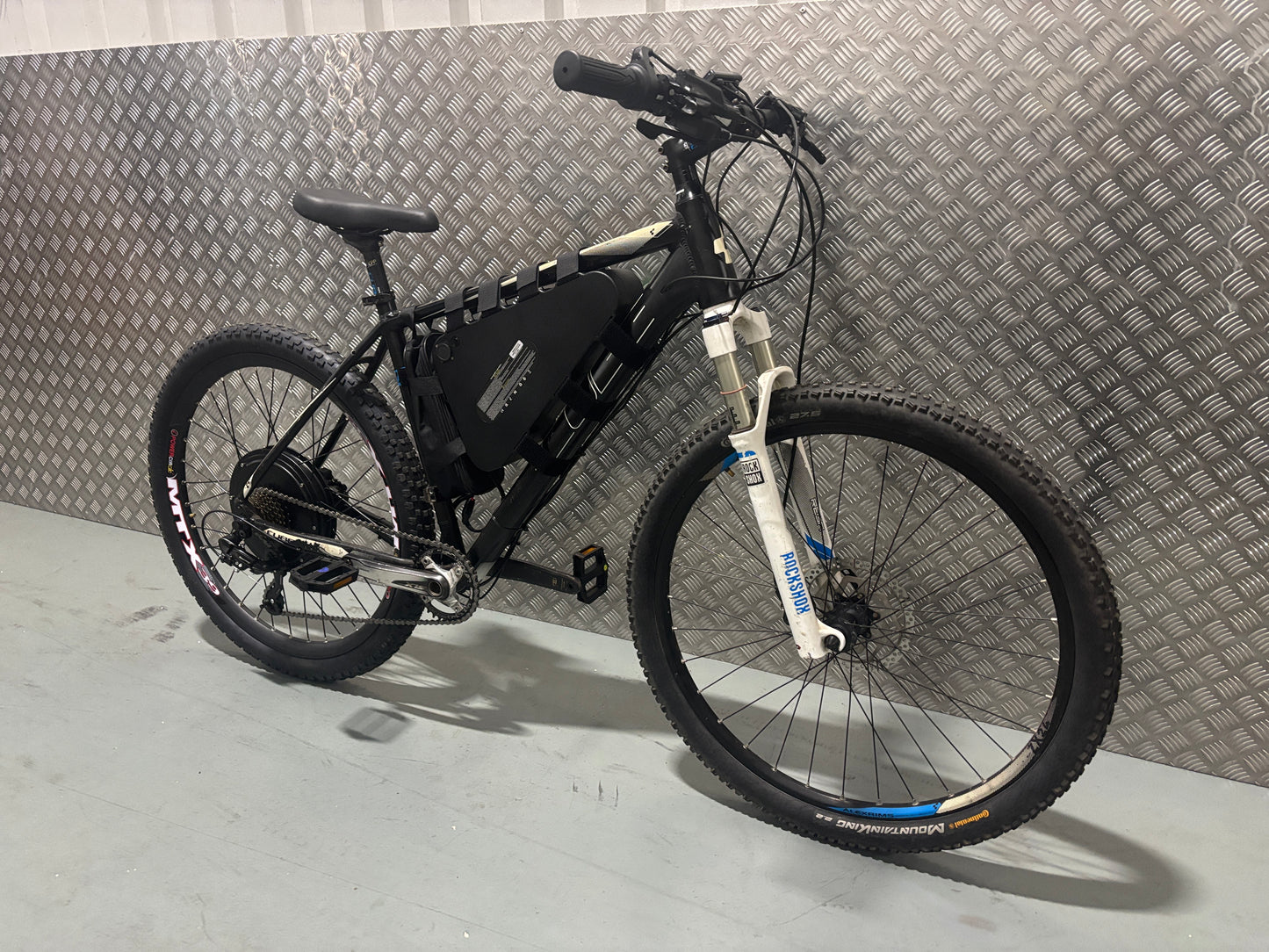 Cube LTD 1000w 48v electric e bike