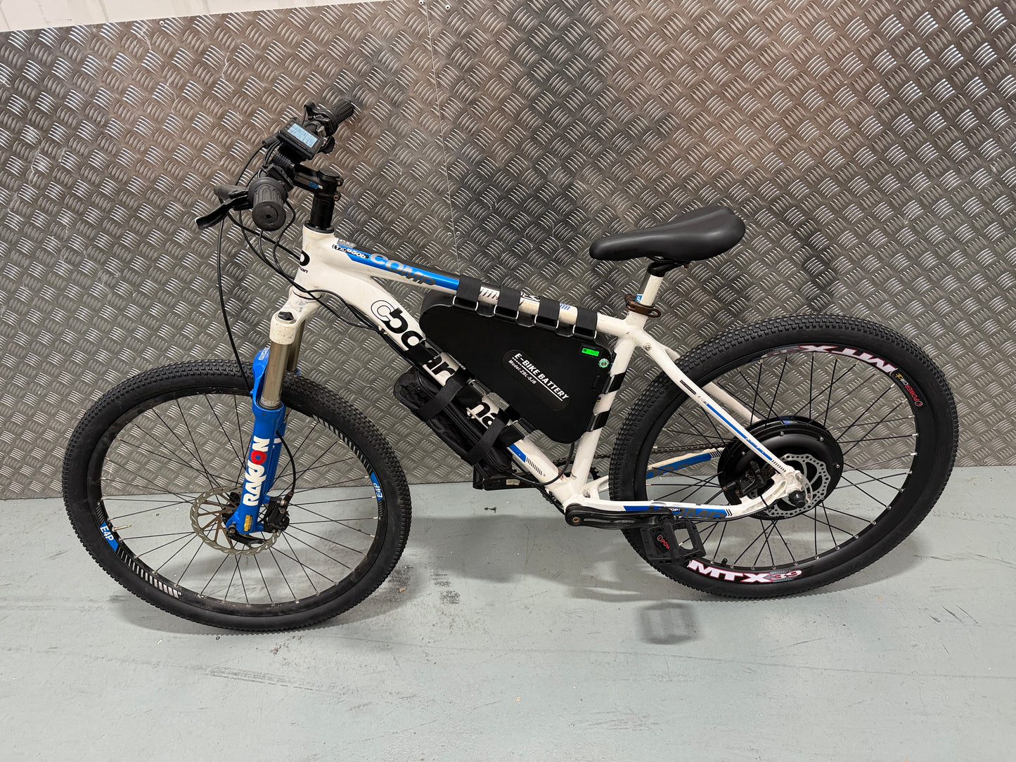 Boardman 1000w 48v 20ah electric e bike