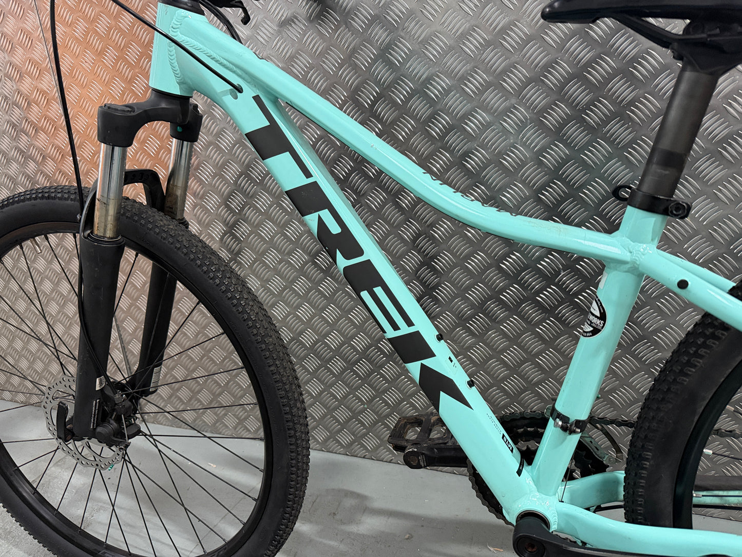 Trek Marlin 4 Small Frame 27.5 Inch Wheels Teal Mountain Bike