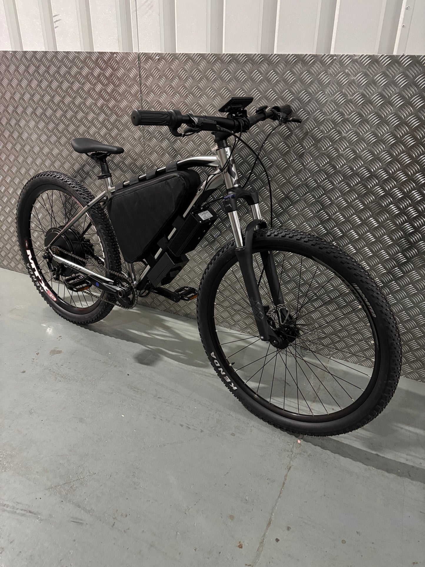 Scott aspect 3000w 72v electric e bike