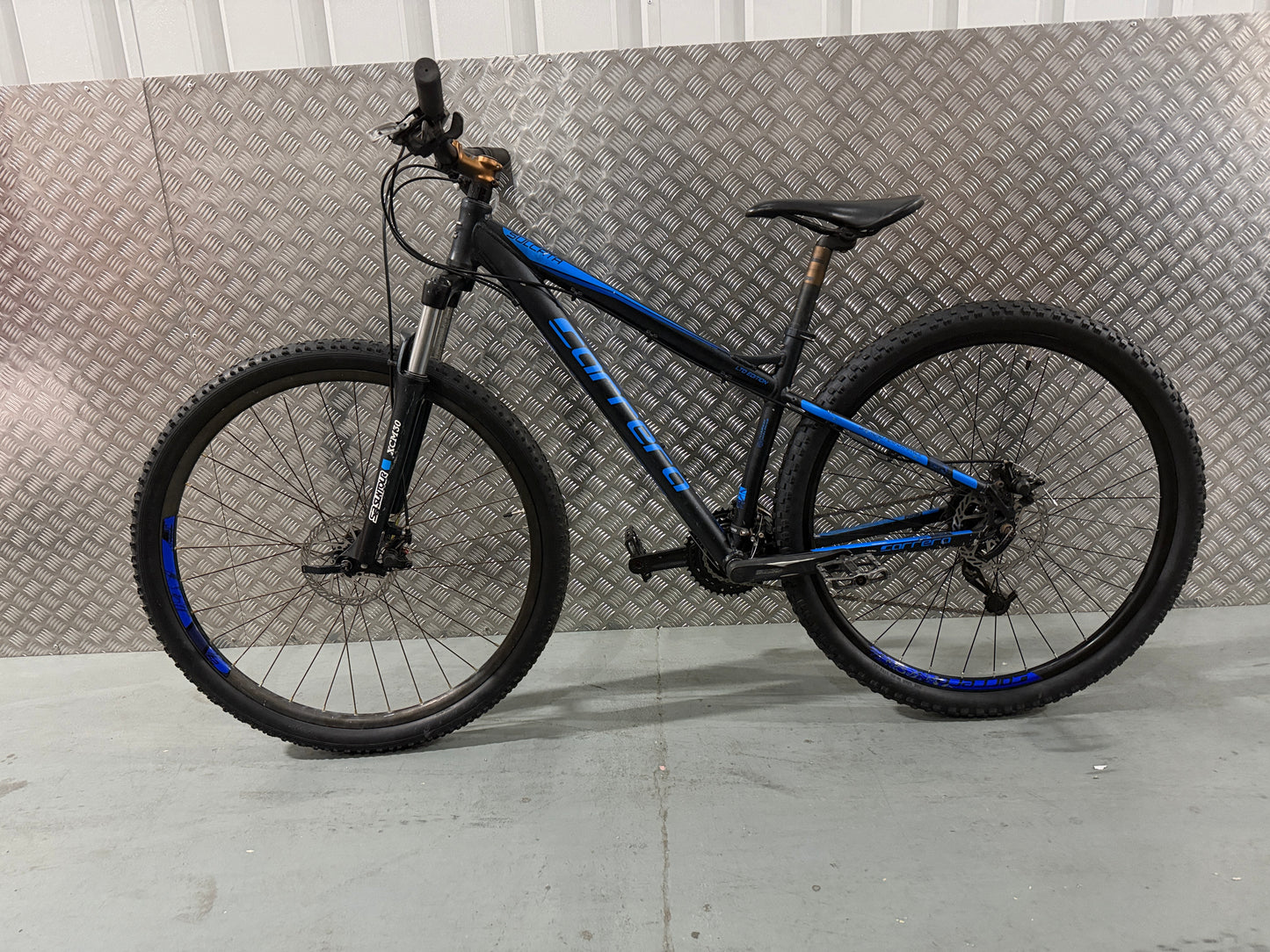 Carrera Sulcata Small Frame (16”) 29 inch wheels Mountain Bike Blue Black