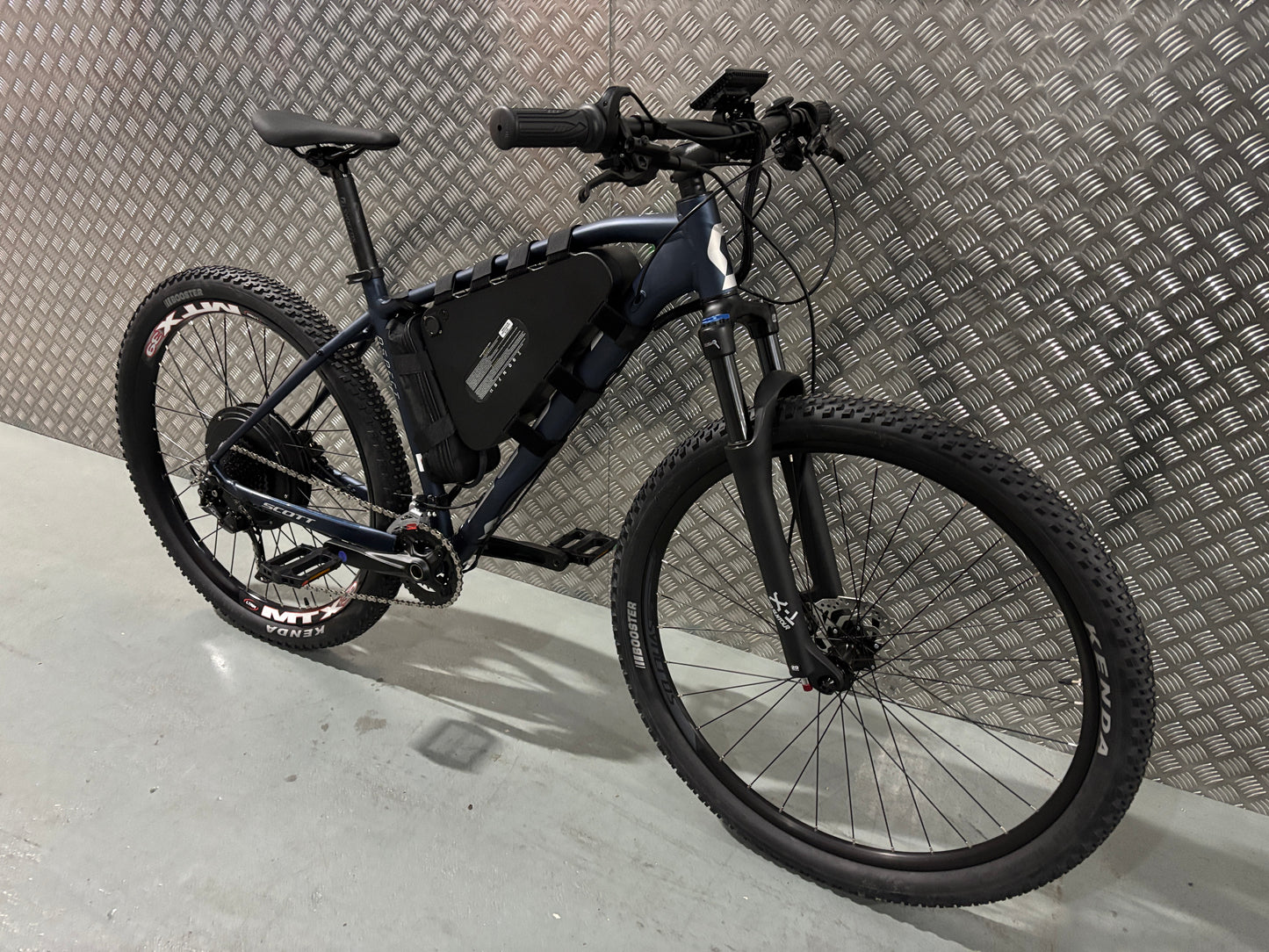 Scott aspect 2000w 52v e bike