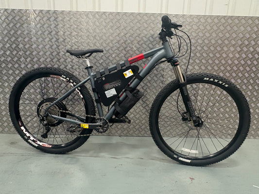 Voodoo horde 2000w 52v electric e bike