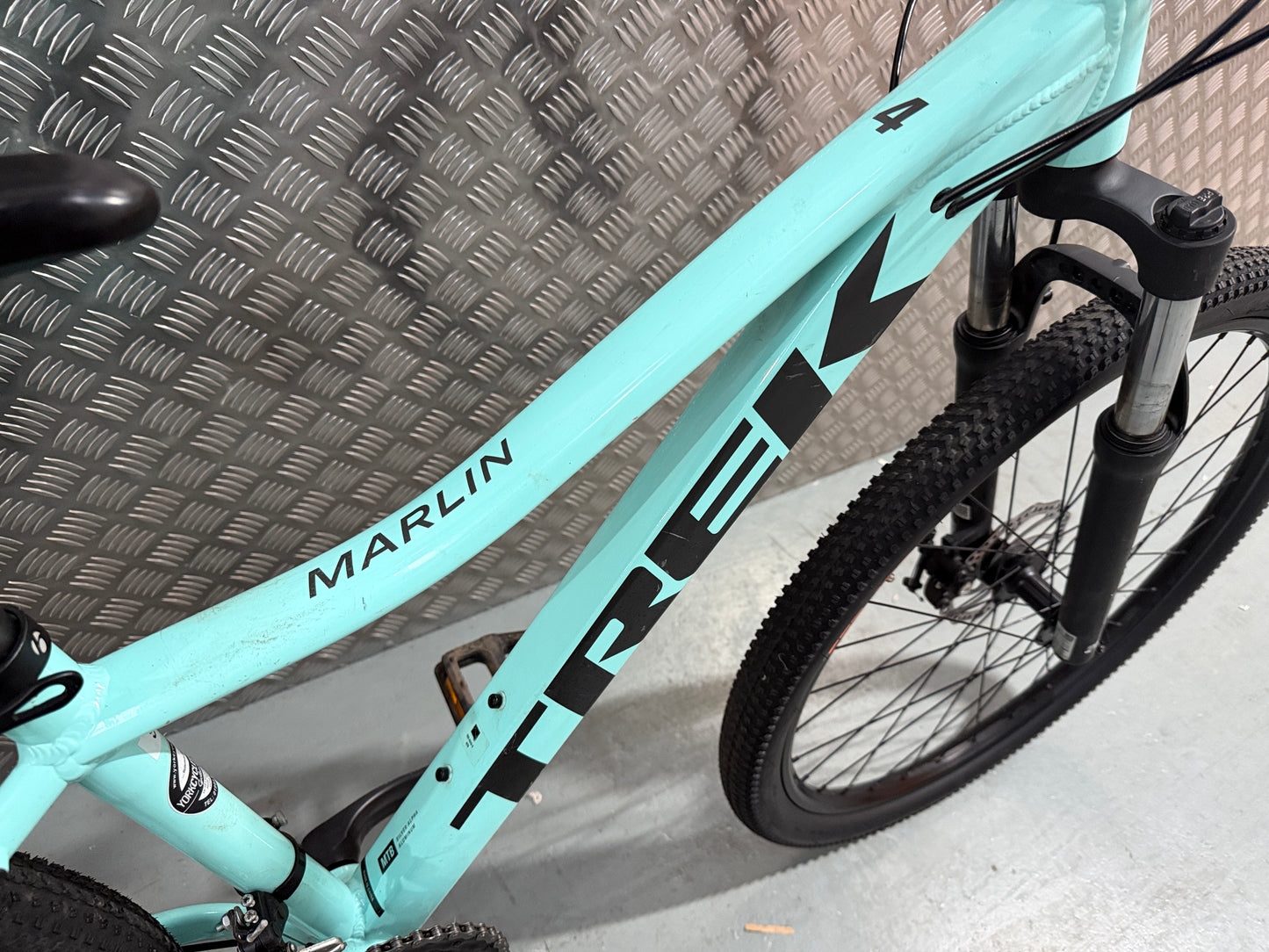 Trek Marlin 4 Small Frame 27.5 Inch Wheels Teal Mountain Bike